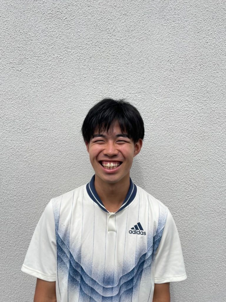 部員紹介 青山学院大学硬式庭球部 硬式テニス部 部員紹介 青山学院大学硬式庭球部 硬式テニス部